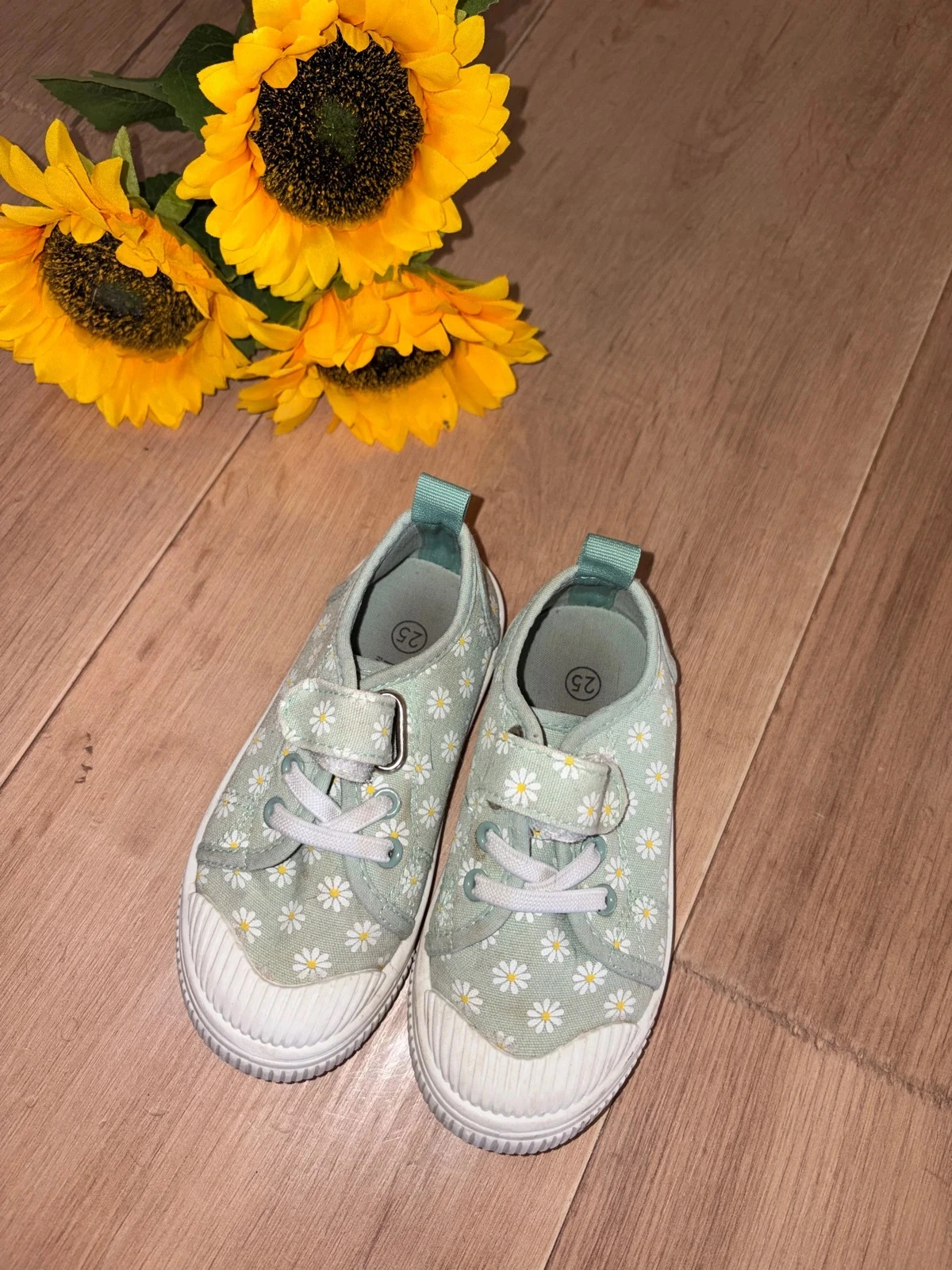 Lichtgroene krabbelsneakers met margrieten FPC maat 25 – photo 2